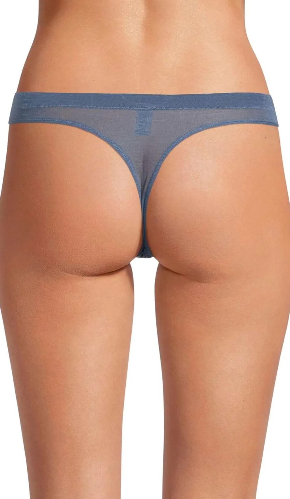 Actuelle naisten string-alushousut 210A082659