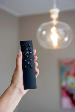 Airam SmartHome kaukosäädin