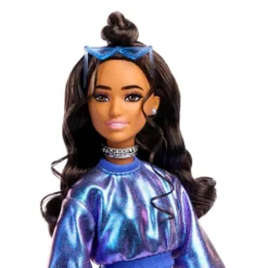 Barbie Deluxe Style Sinisessä Asussa