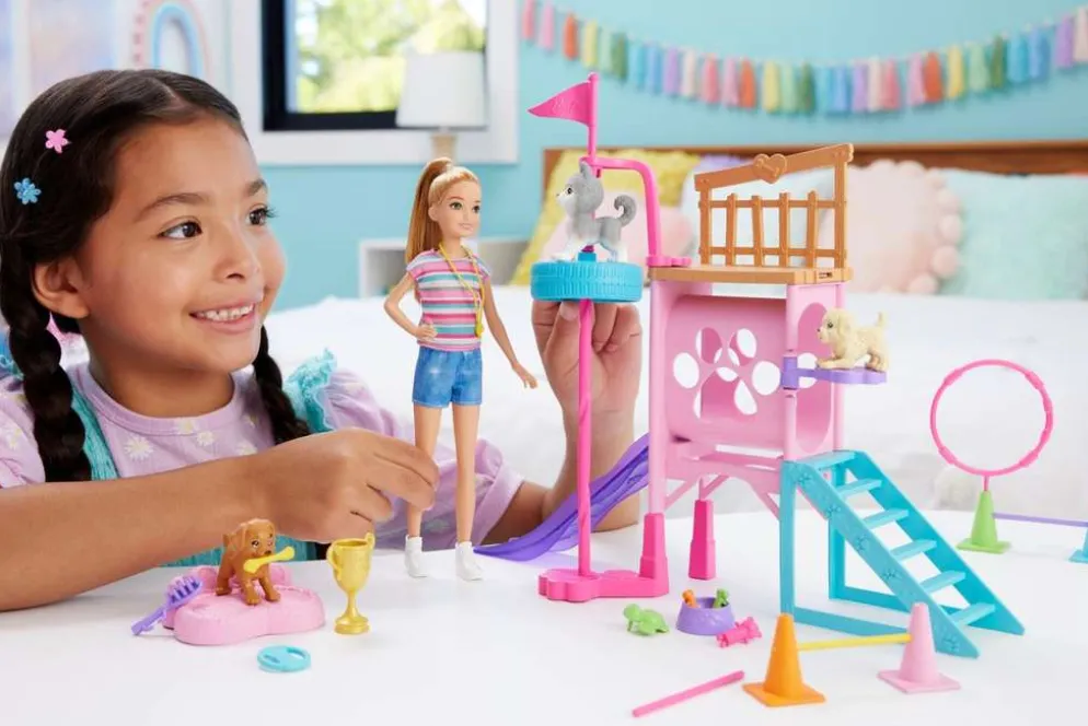 Barbie Stacie Puppy Playground - koirien leikkikeskus leikkisetti