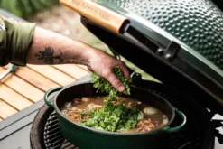 Big Green Egg pata ovaali Green Dutch Oven 5,2 l