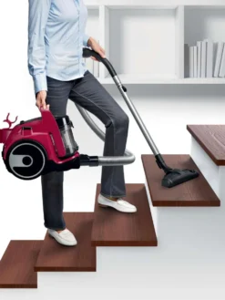 Bosch pölynimuri BGC05AAA2 pussiton