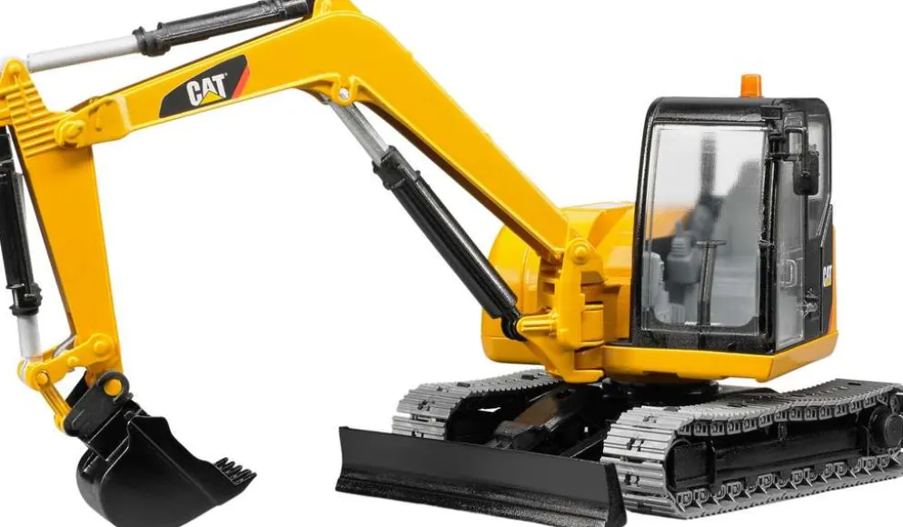 Bruder CAT minikaivinkone puskulevyllä