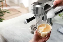 De'Longhi duo espressokeitin Dedica EC890.M