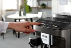 De'Longhi Magnifica Evo kahviautomaatti