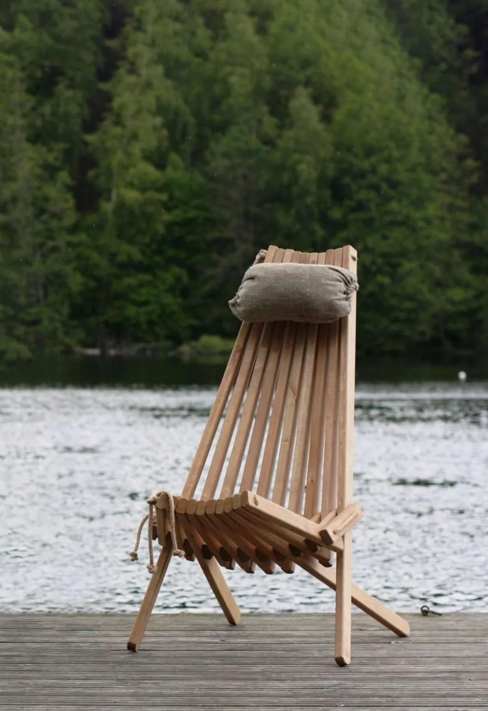 EcoFurn® Ekotuoli + tyyny, tammi öljytty