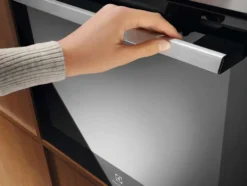 Electrolux erillisuuni BOC002EX teräs
