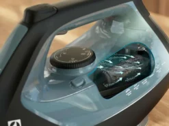 Electrolux höyrysilitysrauta E7SI2-6OG