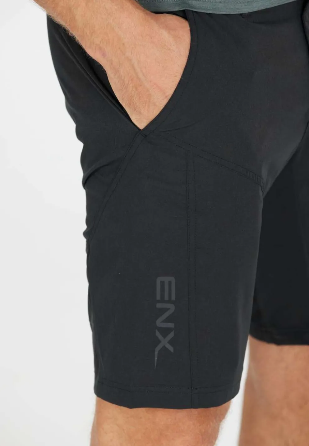 Endurance miesten Benal 2-in-1 pyöräilyshortsit