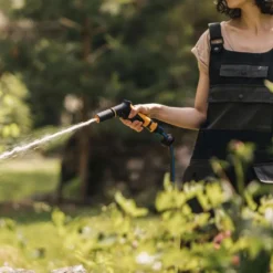 Fiskars CF kastelupistooli