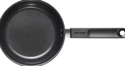 Fiskars Functional Form paistinpannu 20 cm