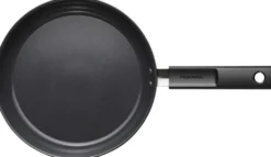 Fiskars Hard Face paistinpannu 24 cm