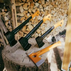 Fiskars yleiskirves M X24 X-series