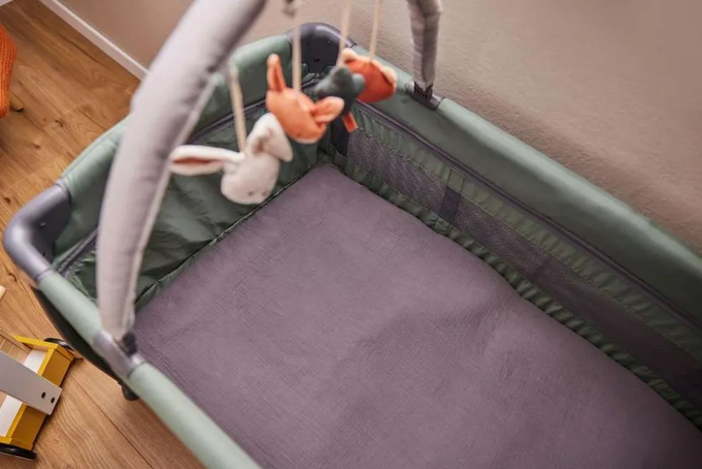 Hauck lakana matkasänkyyn Travel 60x120 cm pistekuvio beige