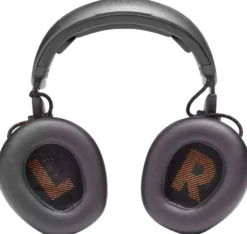 JBL pelikuulokkeet Quantum One