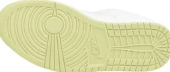 Nike naisten tennarit Jordan Court Connect Low IQ6828