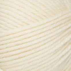 Novita lanka 7 Sisters 100g luonnonvalkoinen 010