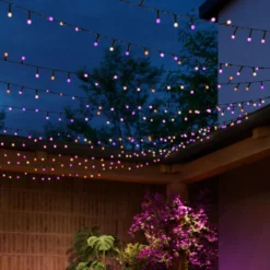 Philips Hue Festavia valosarja 250 LEDiä sisä- ja ulkotiloihin