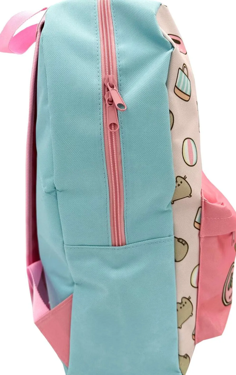 Pusheen reppu etutaskulla
