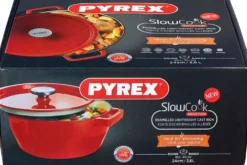 Pyrex valurautapata 4,0 l punainen