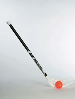 Realstick Flame lasten sählymaila ja pallo