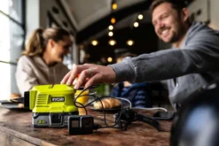 Ryobi 18V invertteri/varavirtalähde RY18BI150A-0