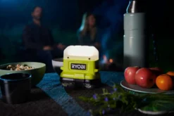 Ryobi 18V kompakti aluevalaisin RLC18-0