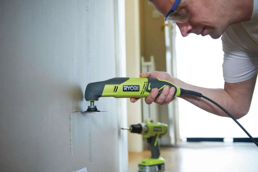 Ryobi 200W monitoimityökalu RMT200-S