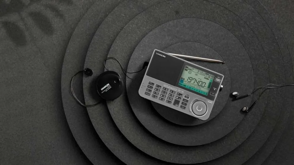 Sangean maailmanradio ATS-909X2 musta