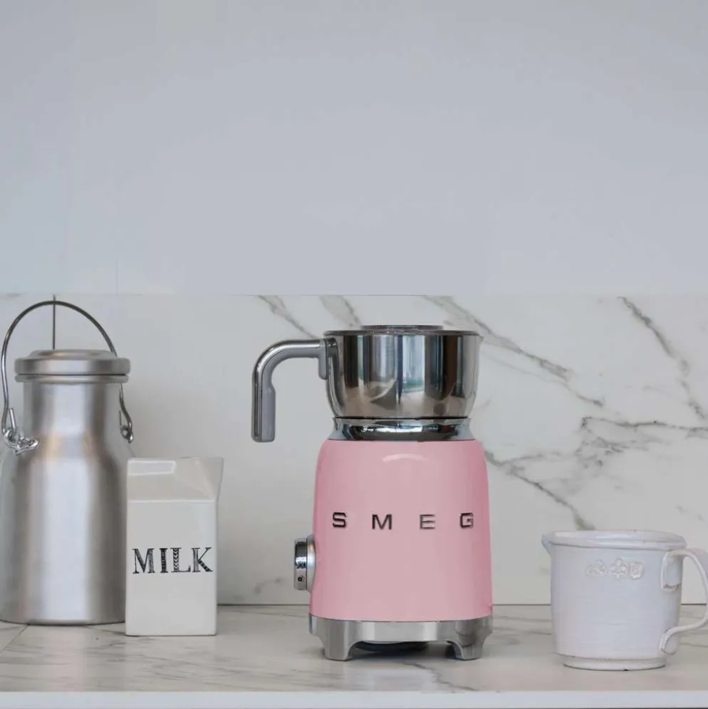 Smeg Maidonvaahdotin MFF11PKEU pinkki