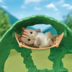 Sylvanian Families Vauvojen seikkailupuumaja