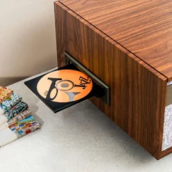 Victrola audiojärjestelmä vta-835 pähkinä