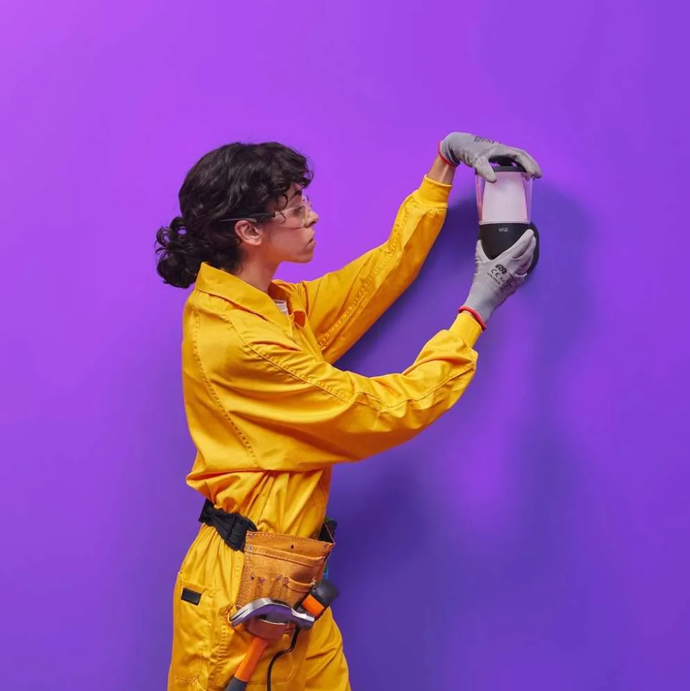 WiZ Classic ulkoseinävalaisin musta