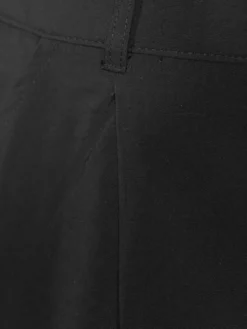 WKLY. naisten shortsit 222W160233