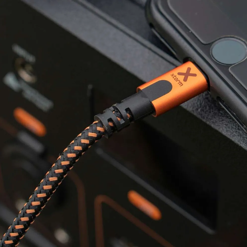 Xtorm USB-A/USB-C kaapeli 1,5m CXX004 musta/oranssi