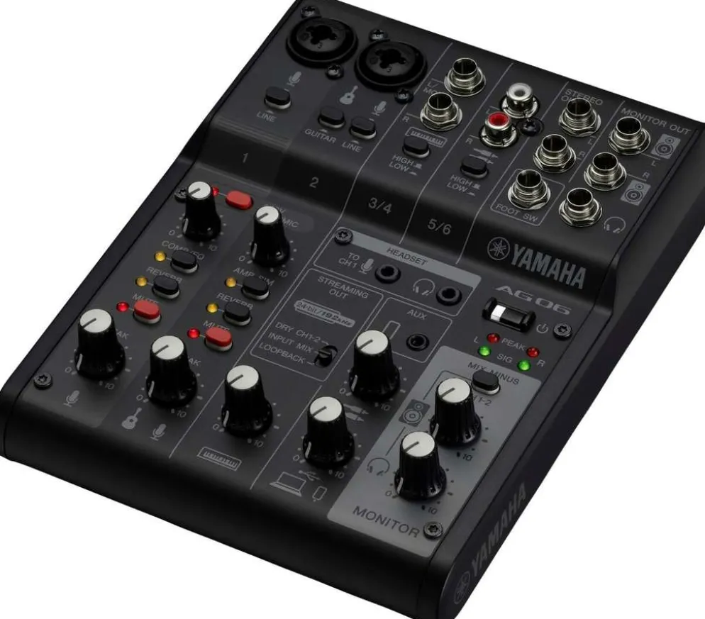 Yamaha livestriimausmikseri AG06mk2B